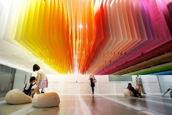 100-colour-exhibition-in-japan-01