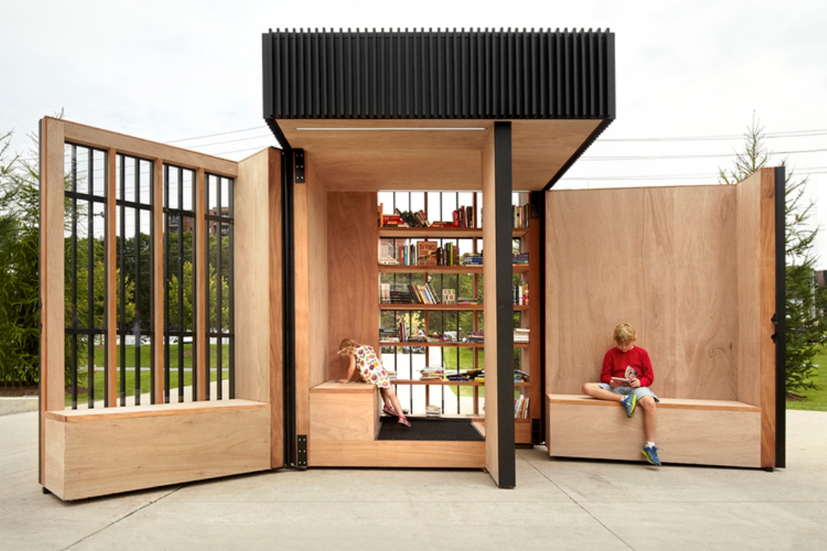 Atelier Kastelic Buffey creates a pop-up library in a Toronto suburb